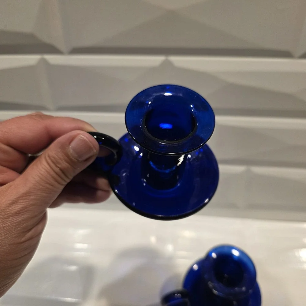 Vintage Hand Blown Cobalt Blue Art‎ Glass Finger Loop Handle Candlestick Holder